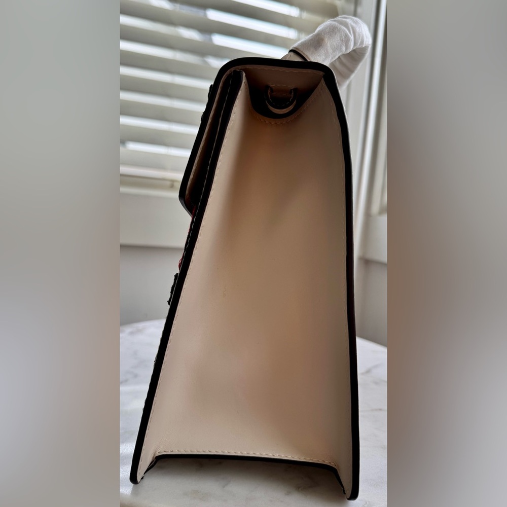 Gucci Bag - Picture 7 of 10